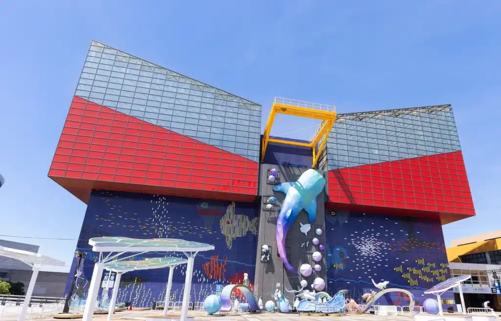 Osaka Aquarium Kaiyukan – Ticket Information & Experience Details